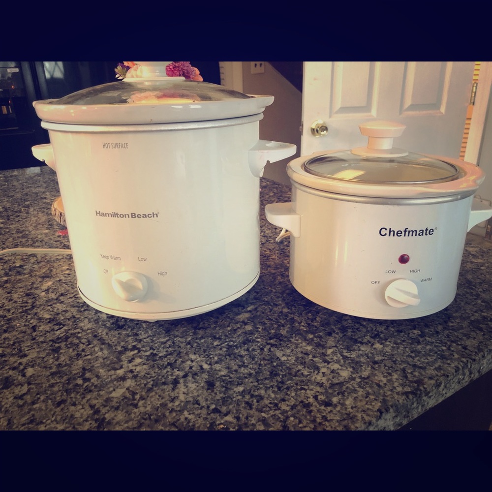 Crockpots 2 for the price of 1